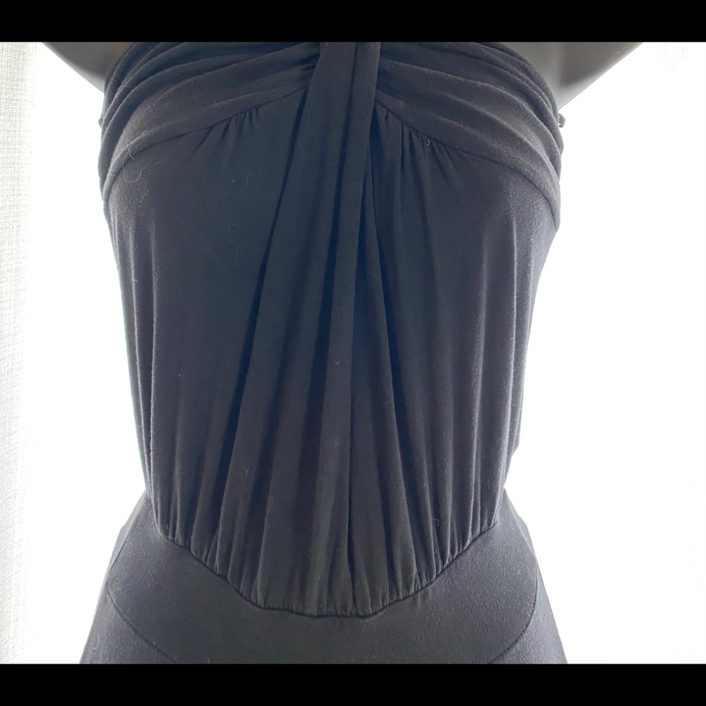 Full piece, wide leg , open back tie around neck . - Picture 3 of 10